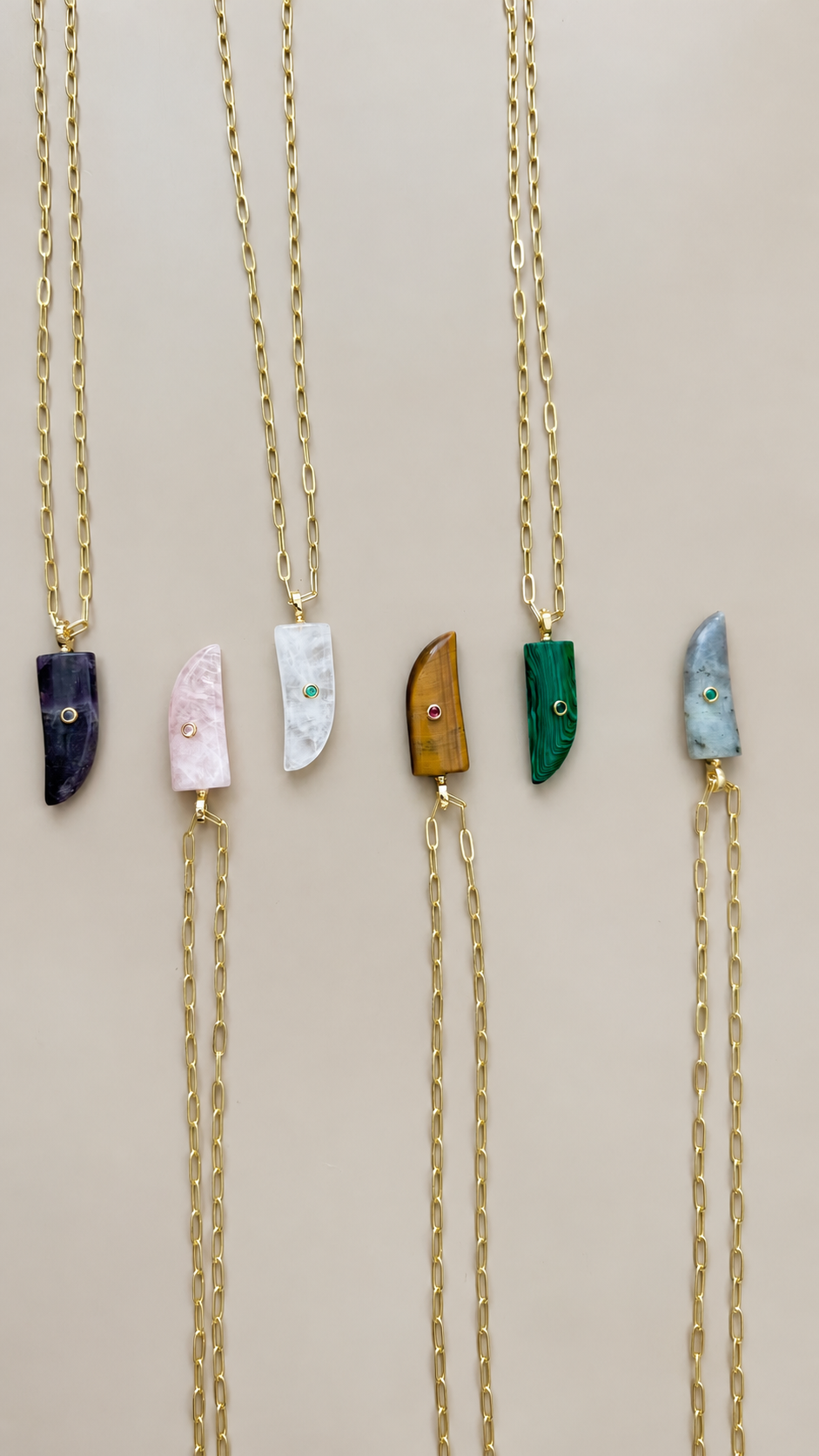 CORNO - Natural Stone Necklace