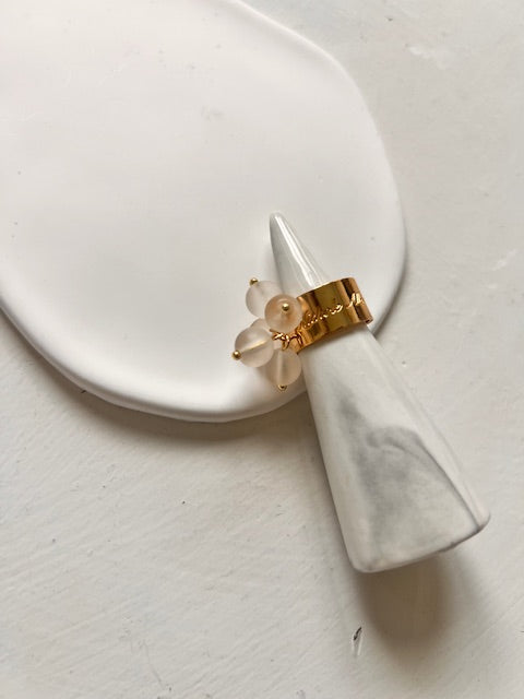 Anillo en oro laminado & cristal "frosted" transparente mate (one size)