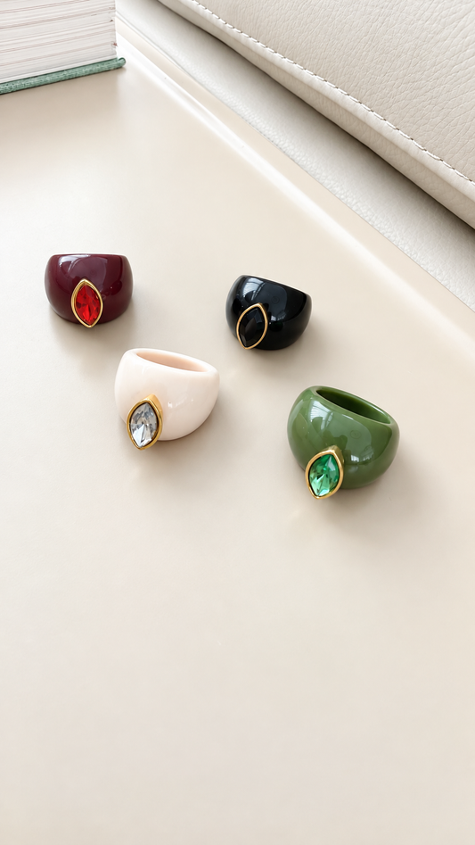 Anillo statement con cristal