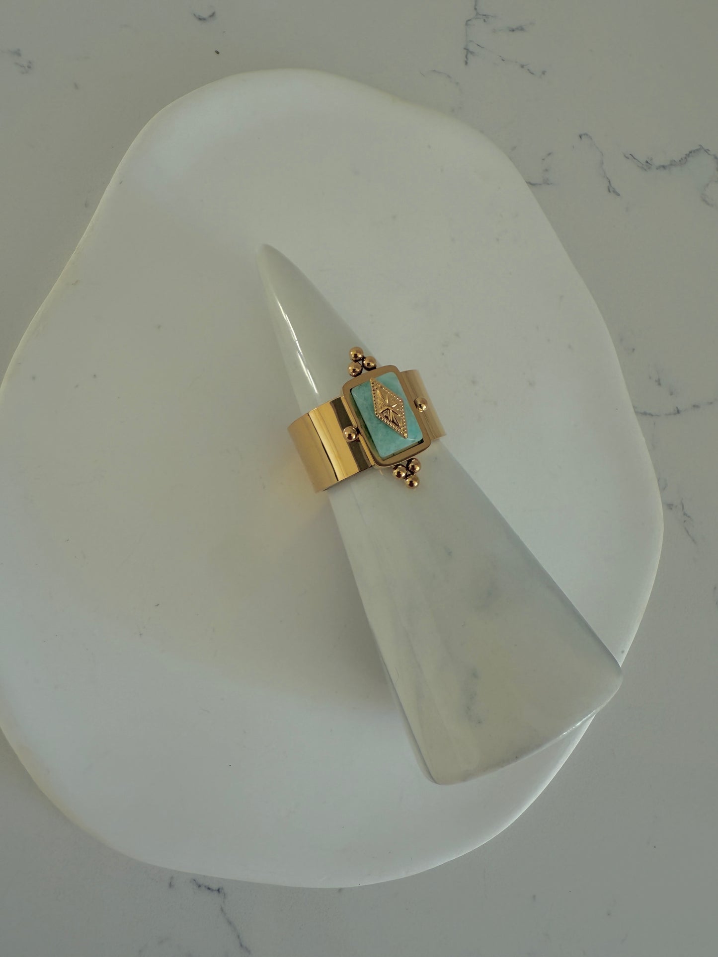 Anillo en acero inoxidable y piedra Aqua (one size)