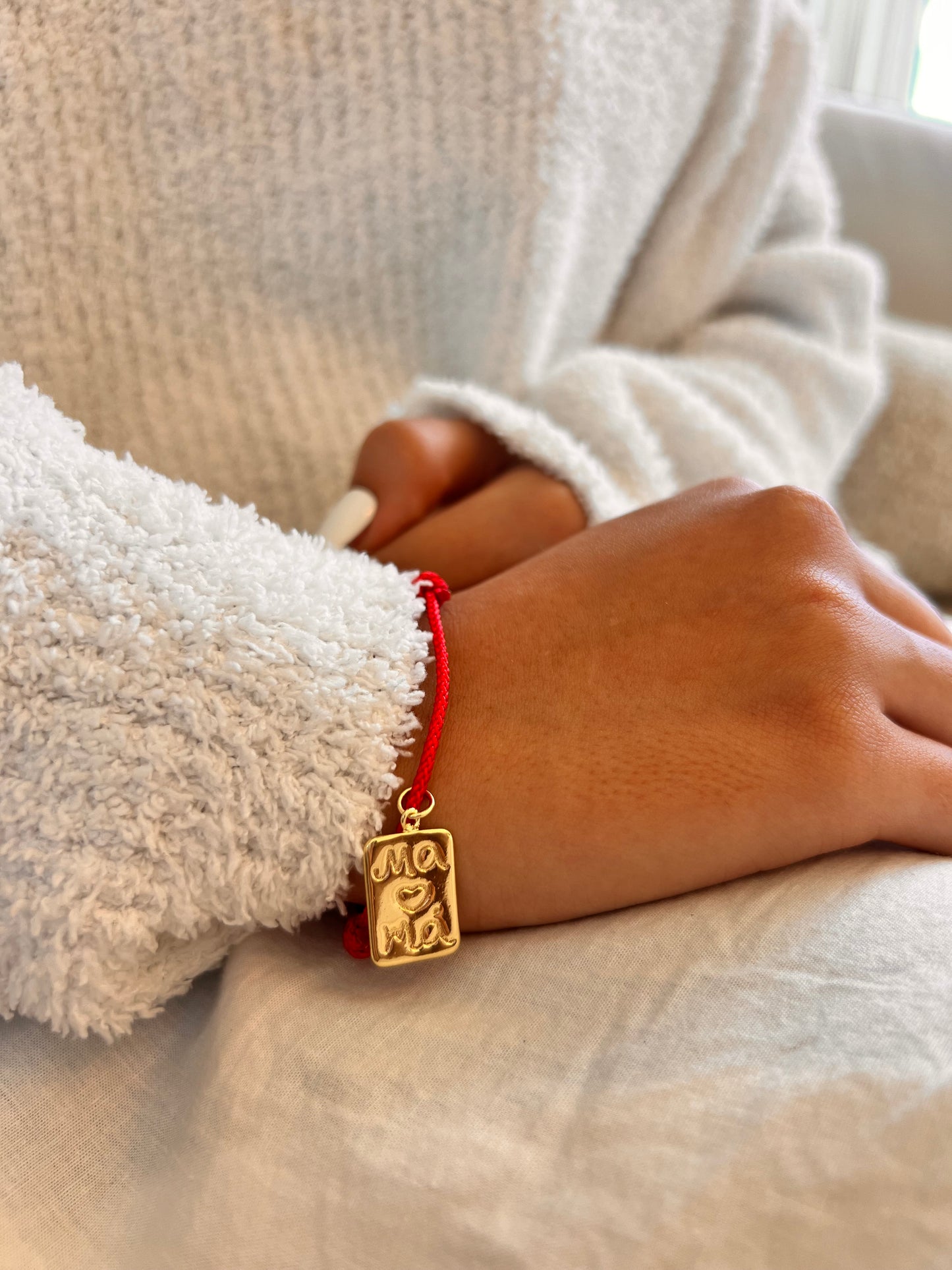 Pulsera cordón rojo & charm "Mamá".